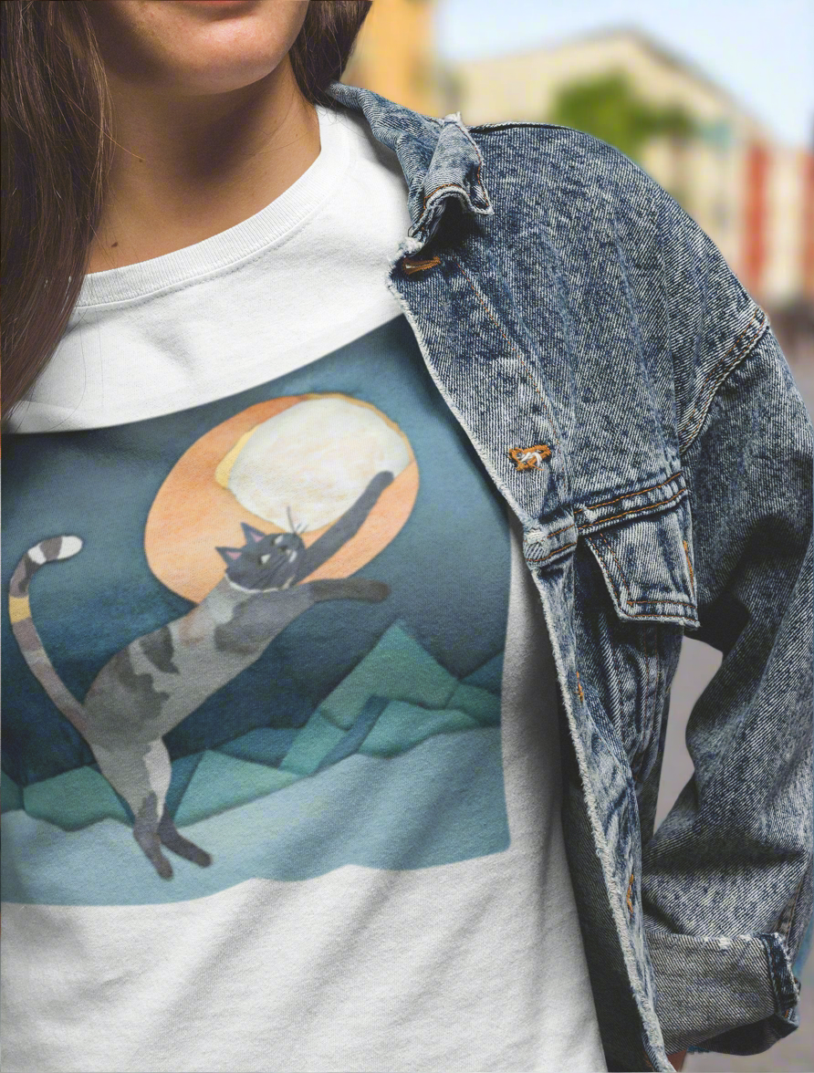 Cat Dancing in the Moonlight t-shirt