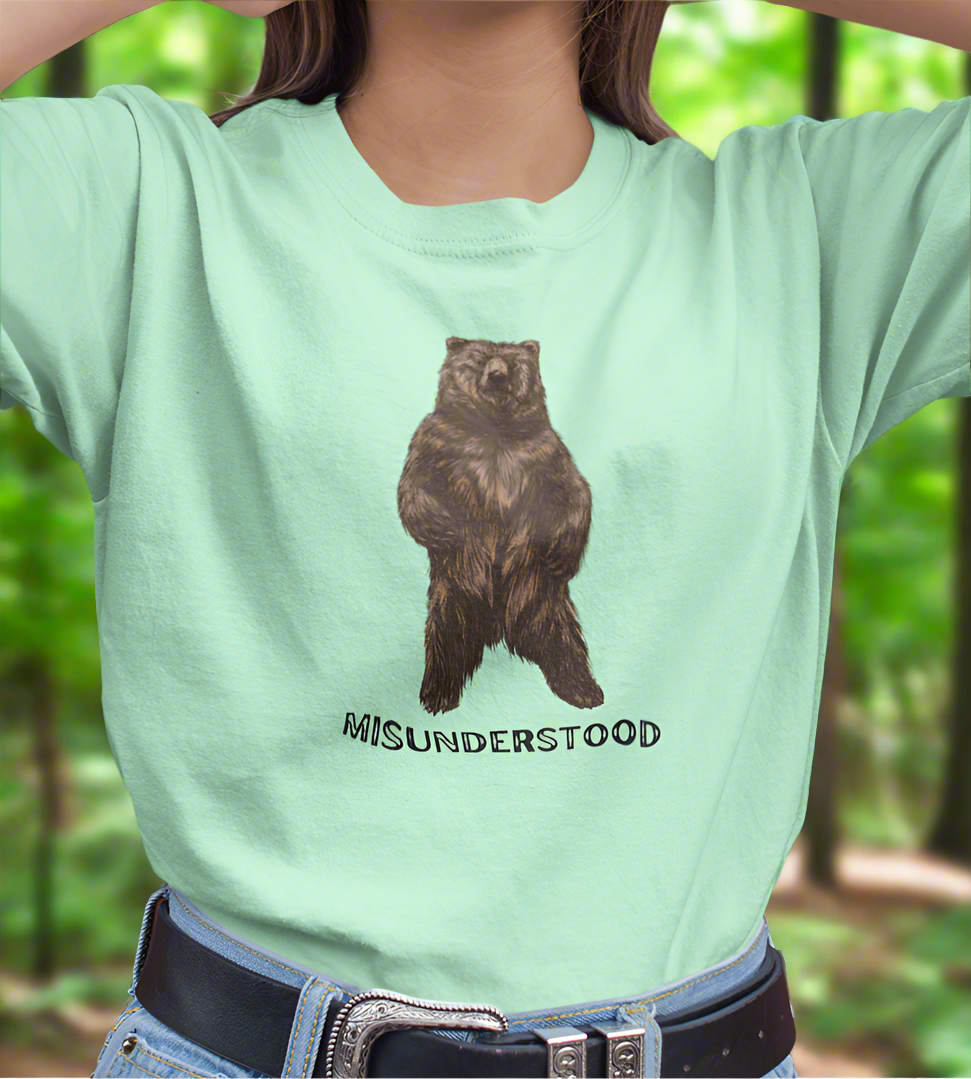 Misunderstood - Grizzly Bear - Outdoors - Graphic t-shirt