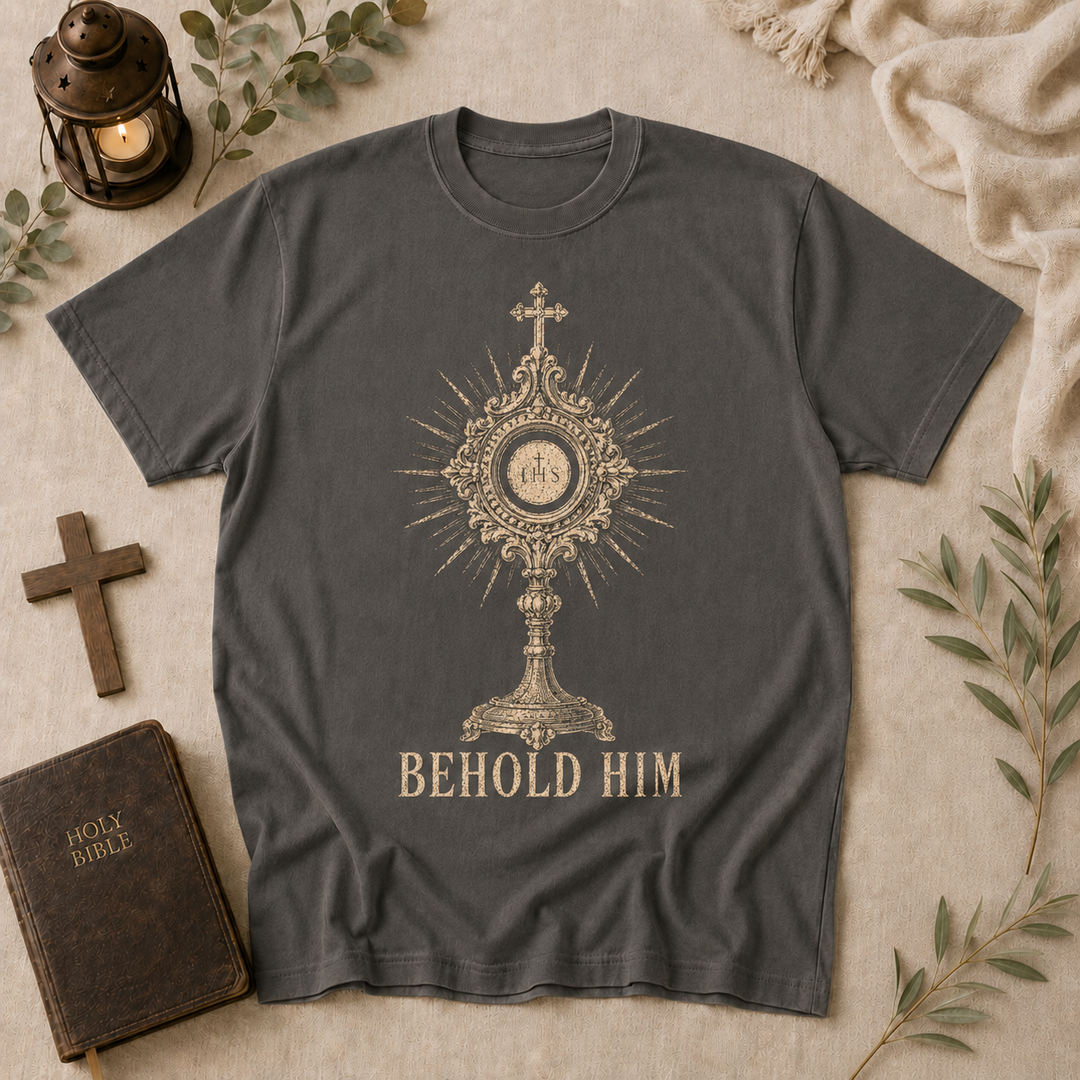Behold Him Tee In Pepper #color_pepper