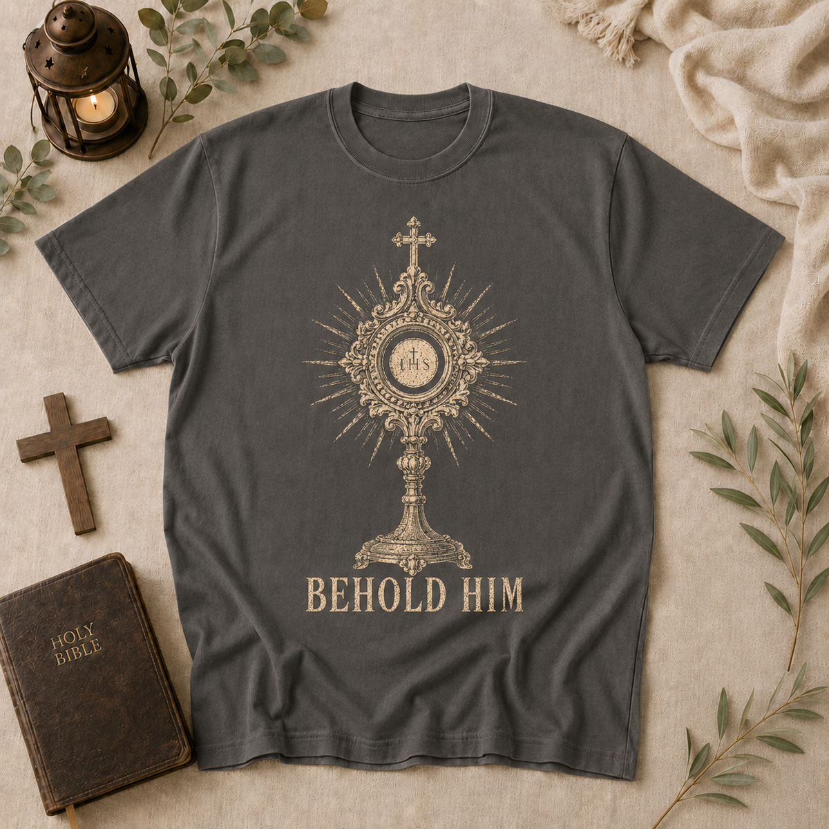 Behold Him Tee In Pepper #color_pepper