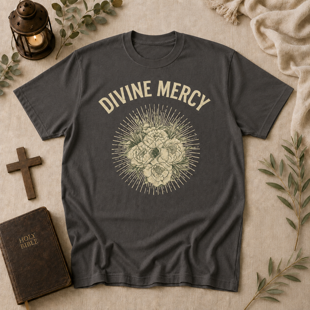 Divine Mercy tee in pepper #color_pepper